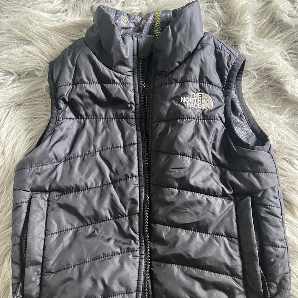 Toddler’s vest - 3T, almost like new. Worn from both sides